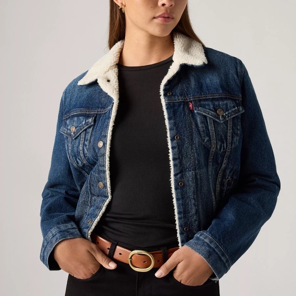 Levi's Women’s Sherpa Denim Jacket - Picture 1 of 6